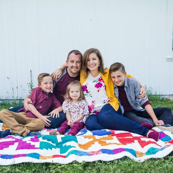 Welcome to my closet! - Picture 2 of 2